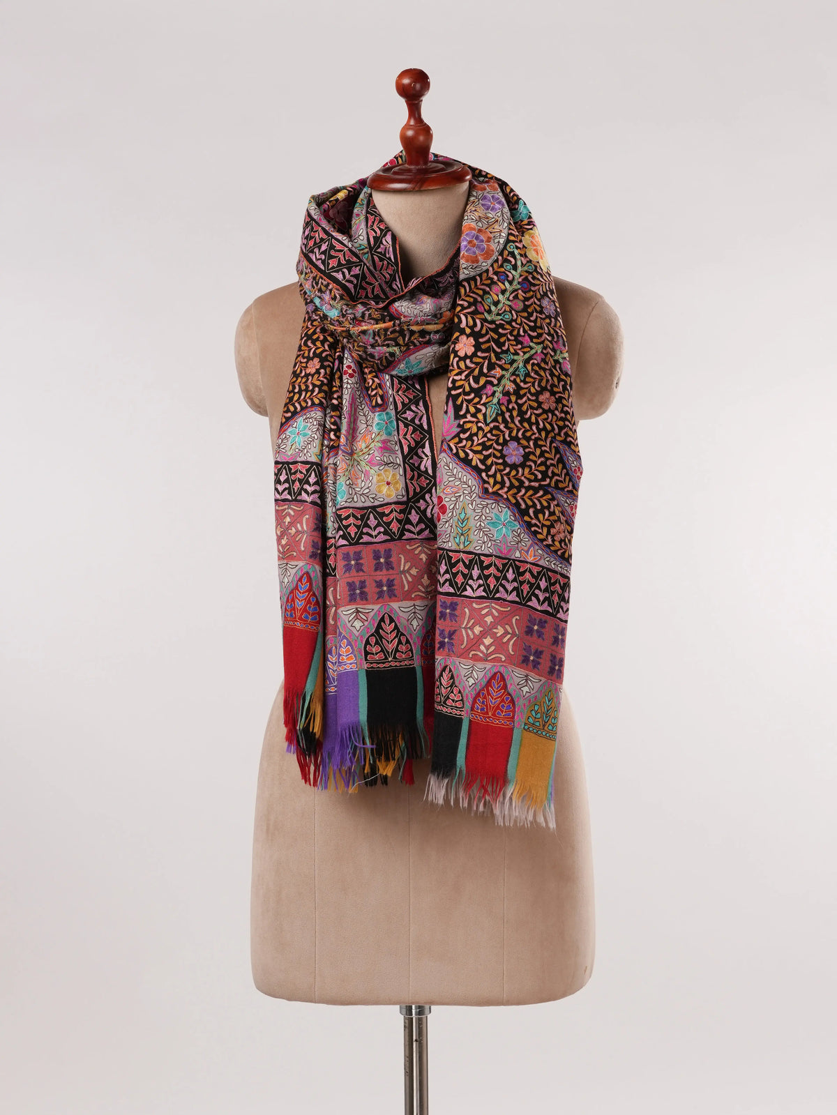 Handwoven Pashmina Shawl with Kalamkari Hand Embroidery Shahkaar.com