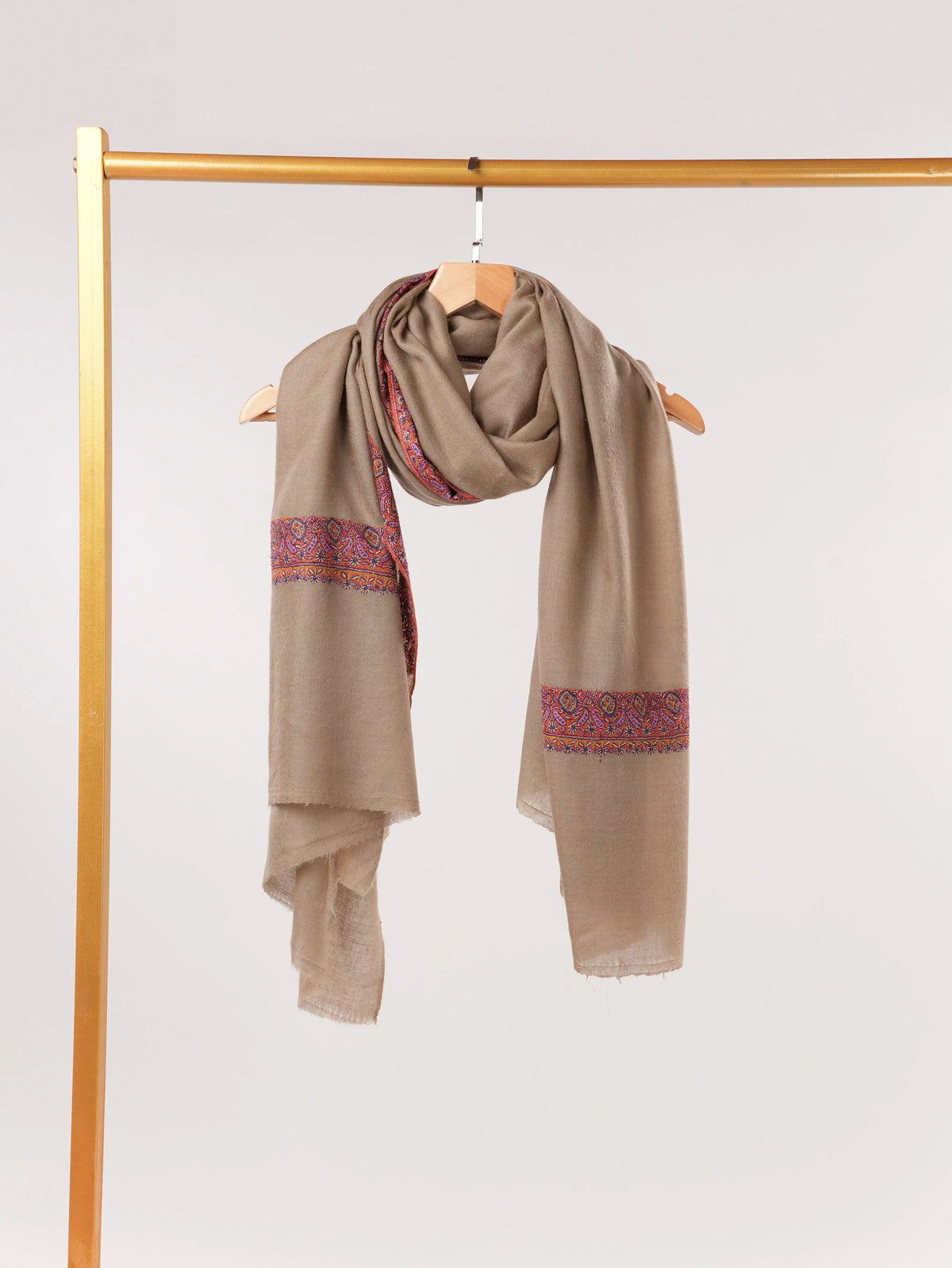 Kashmiri Beige Handwoven Pashmina Shawl with Neemdaur Sozni Work Shahkaar.com