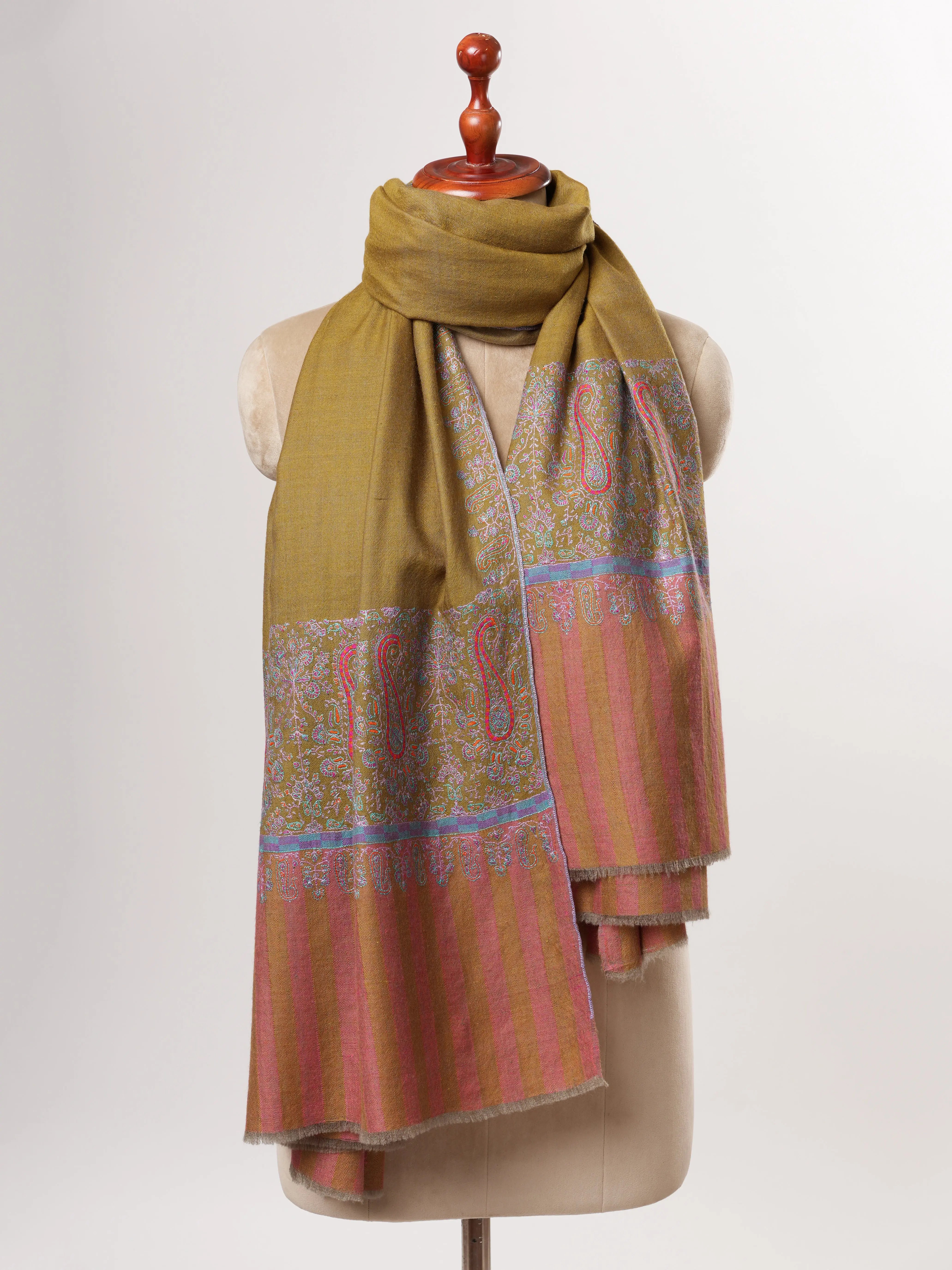 Palla Embroidered Kashmiri Pashmina Shawl – Handwoven Hand Embroidered Shahkaar