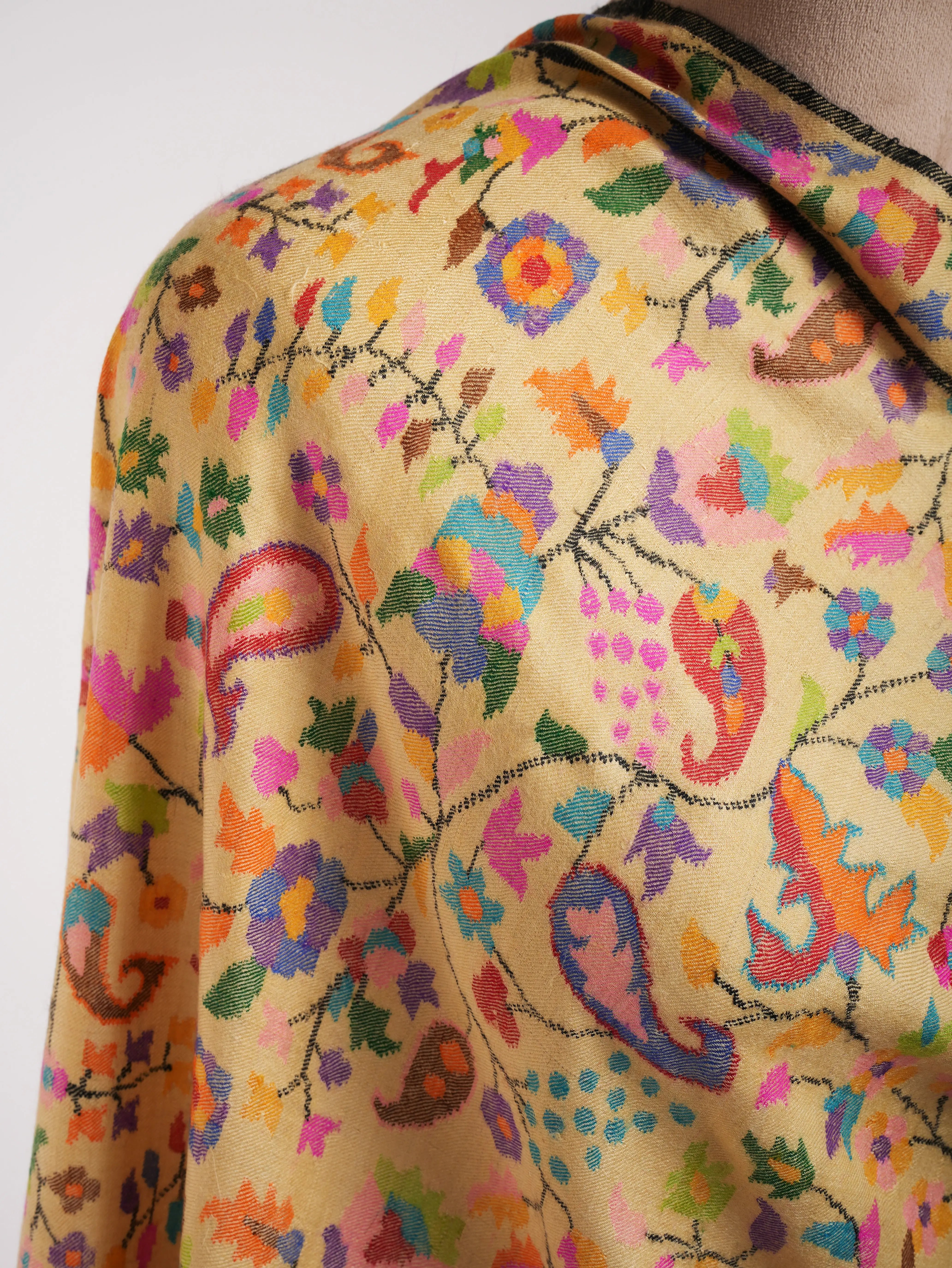 Yellow Handwoven Kashmiri Kani Pashmina Shawl Shahkaar