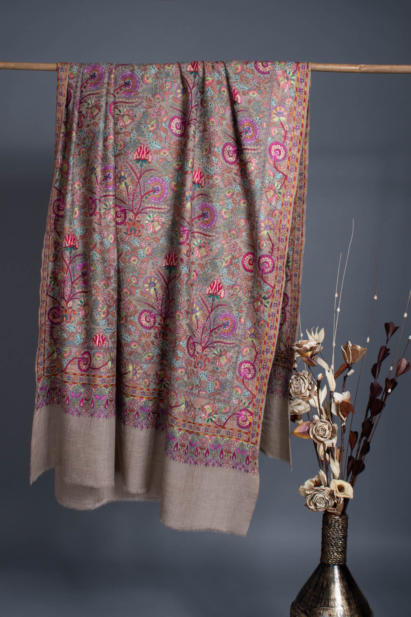 米色莫卧儿图案Jamavar Pashmina -Reynosa