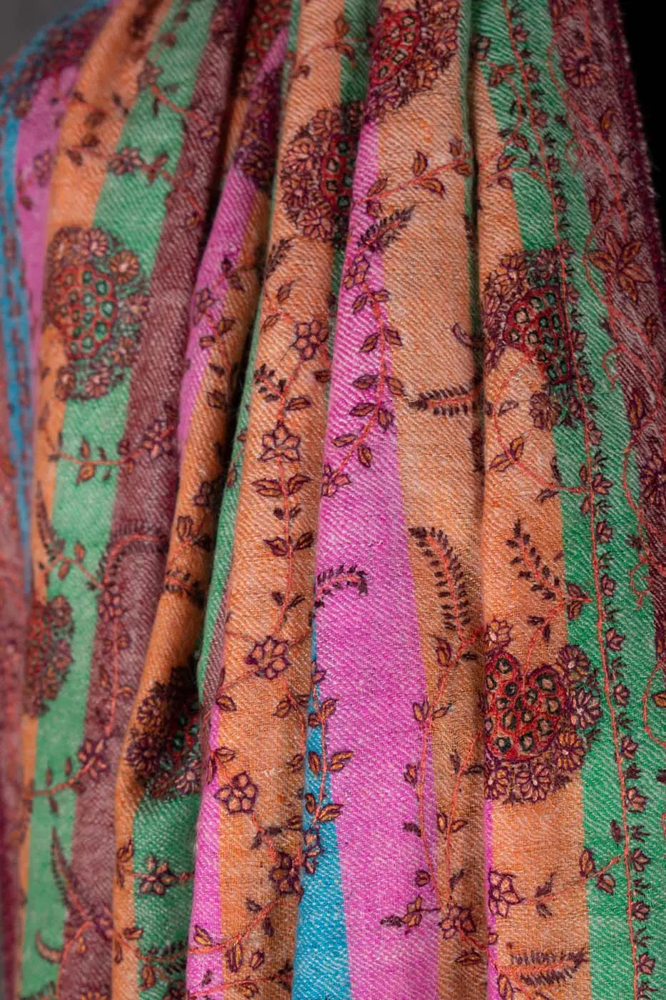 RAFIYA - 40x80" Shahkaar