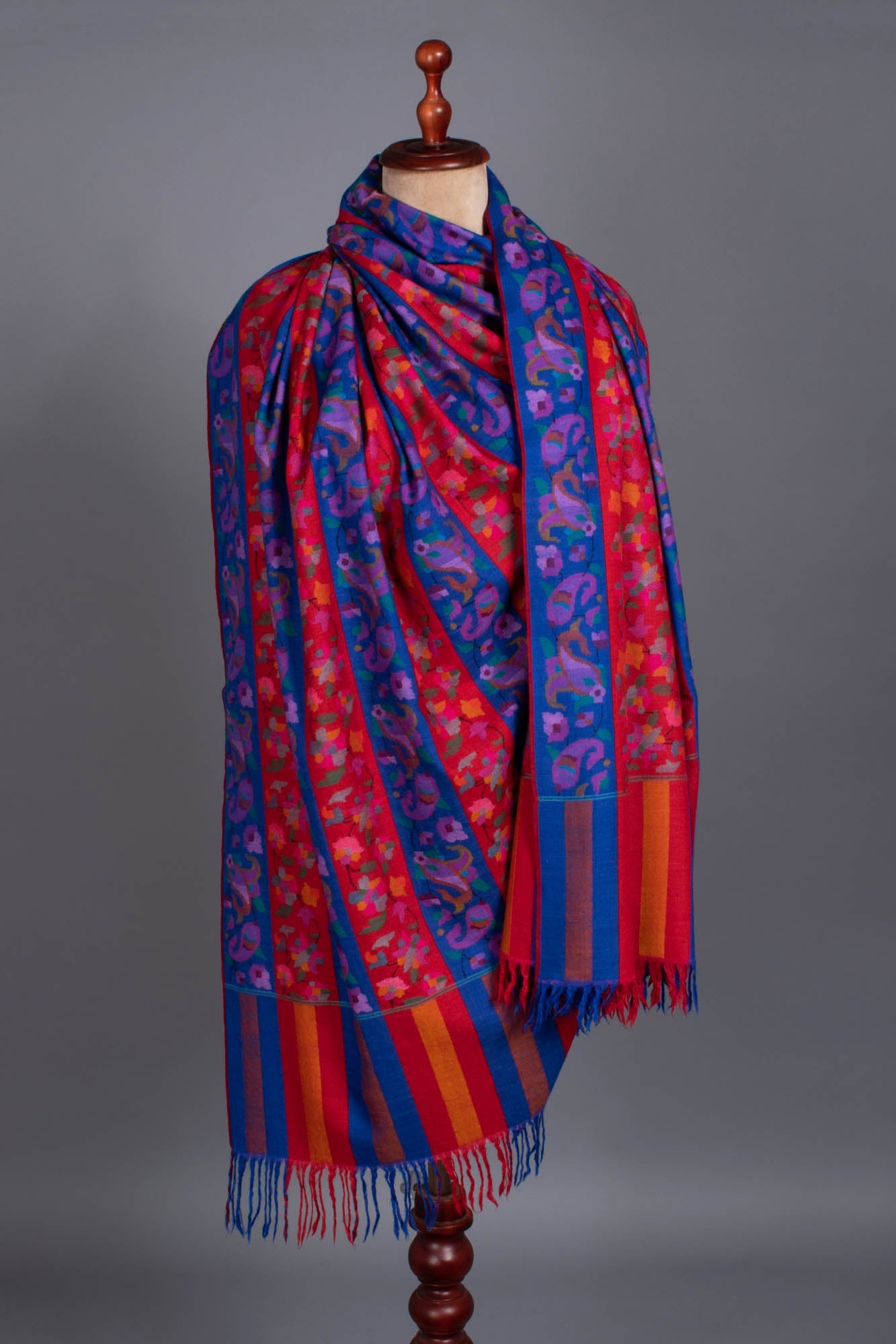 Omran - 40x80 "
