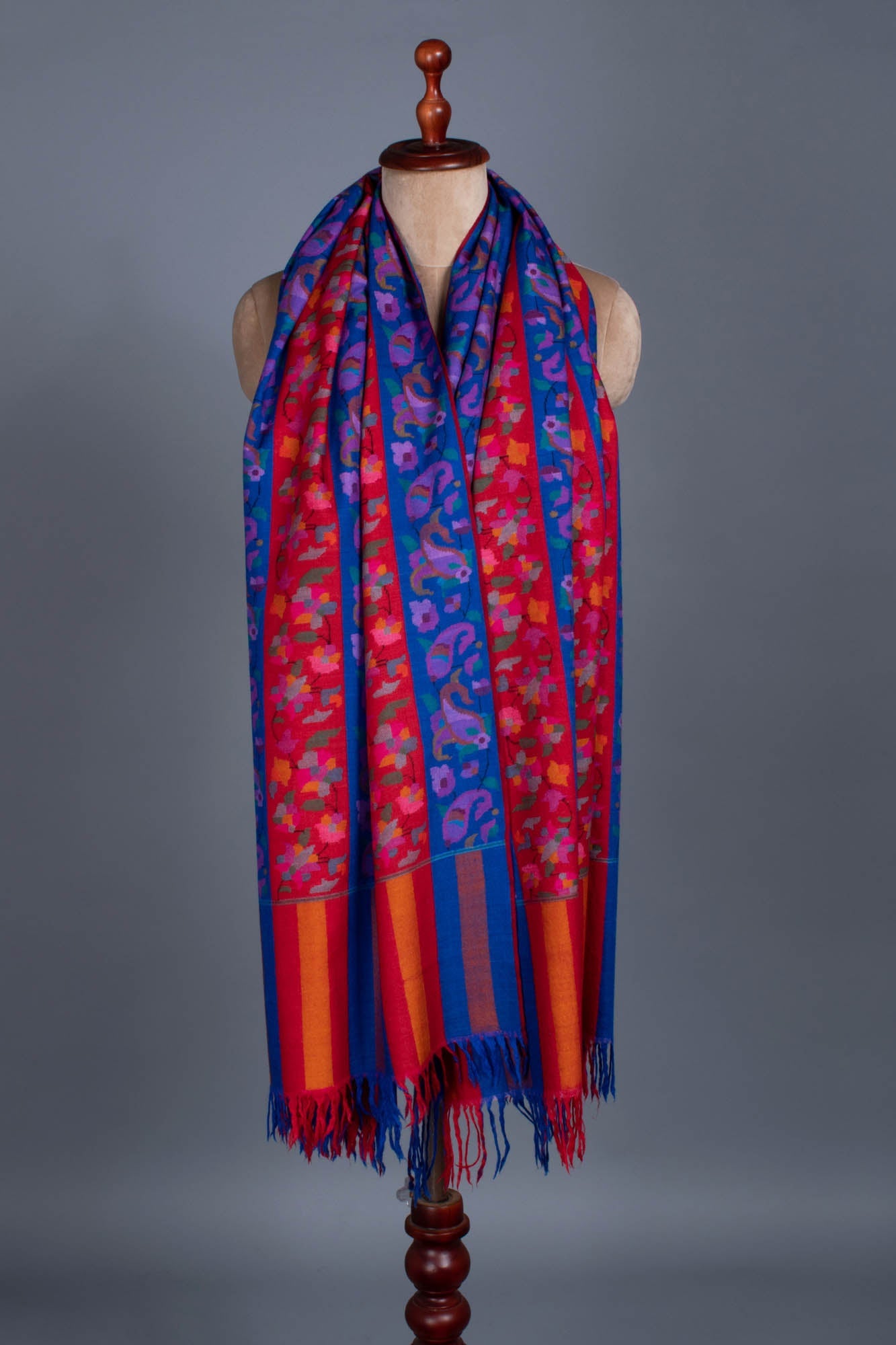 Omran - 40x80 "