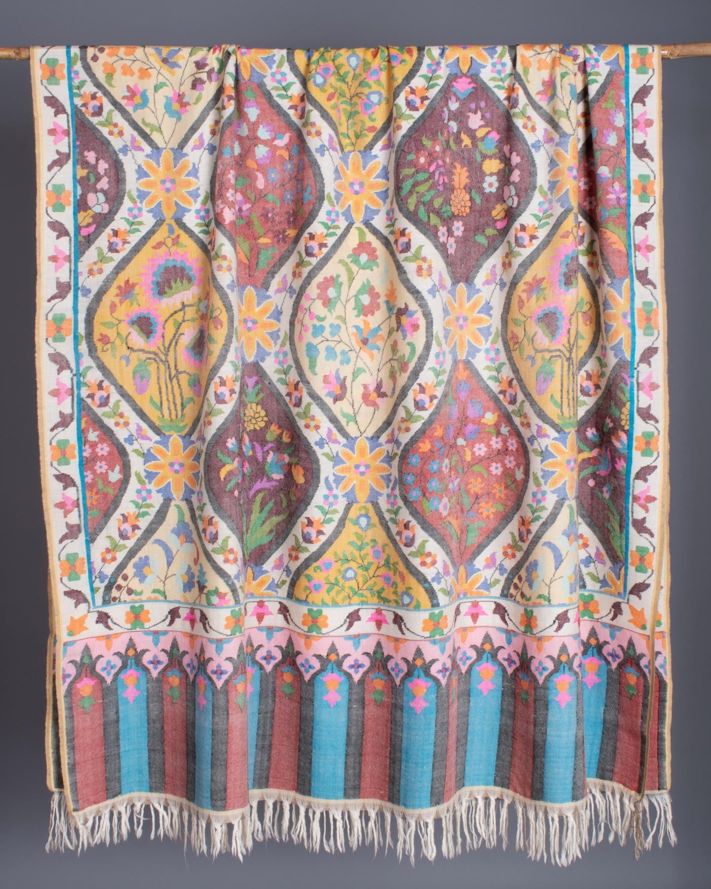 RHODES - 40x80" Shahkaar